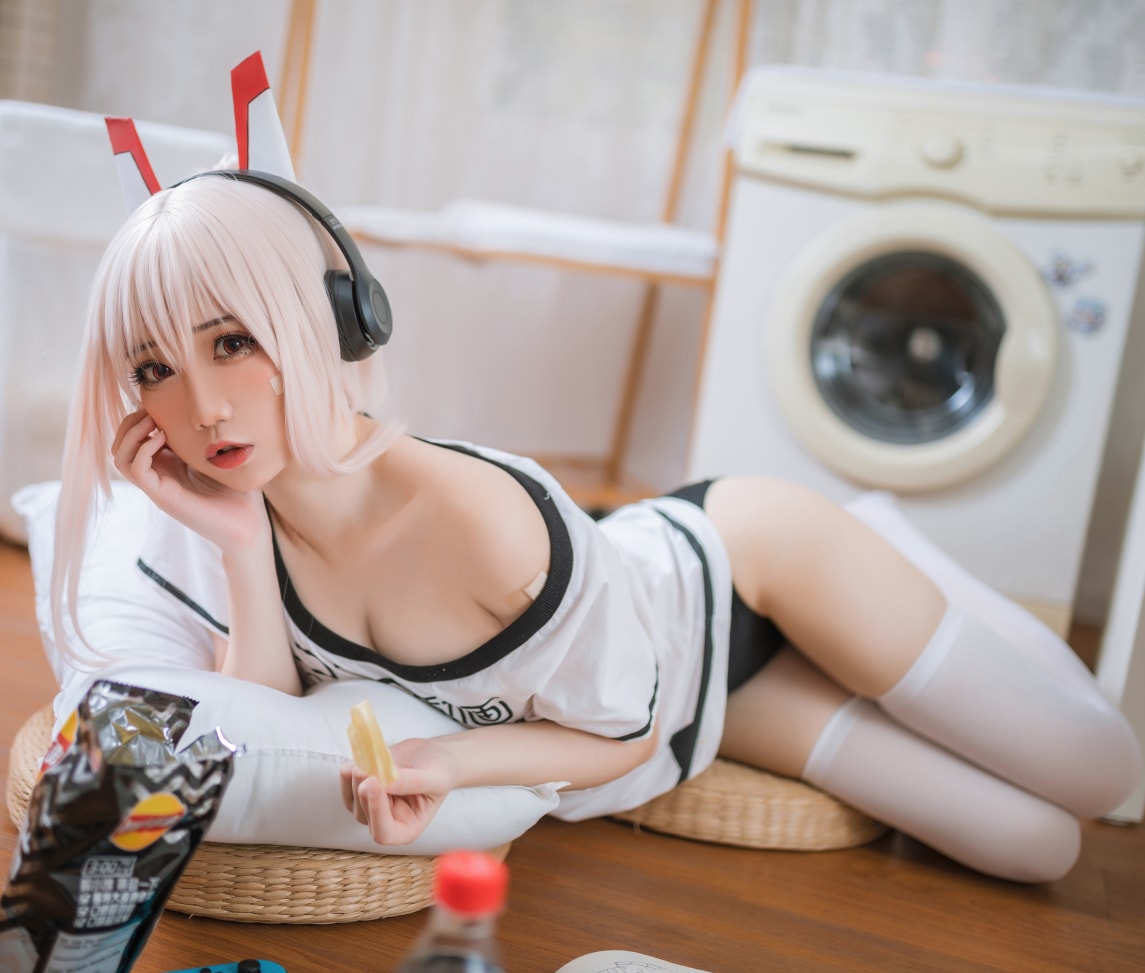 焖焖碳 – 肤白貌美的小妹妹【持续更新中】预览图 2 焖焖碳 – 肤白貌美的小妹妹【持续更新中】预览图 2